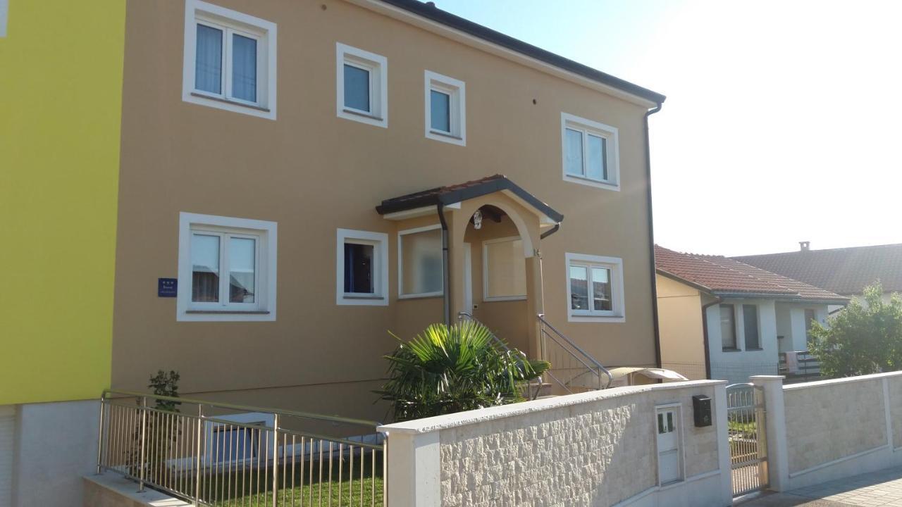 Apartman Filipovic Apartment *